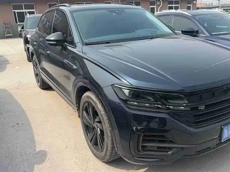 Volkswagen Touareg 2023 из CN, фото 2
