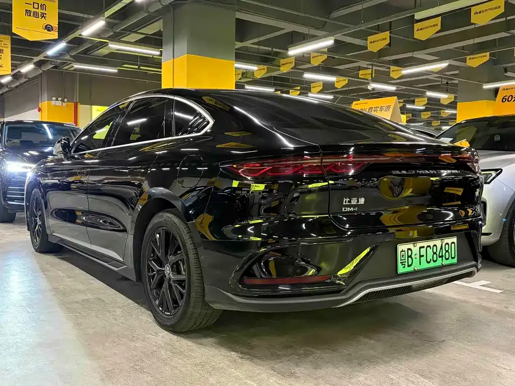 BYD Han — фото 6
