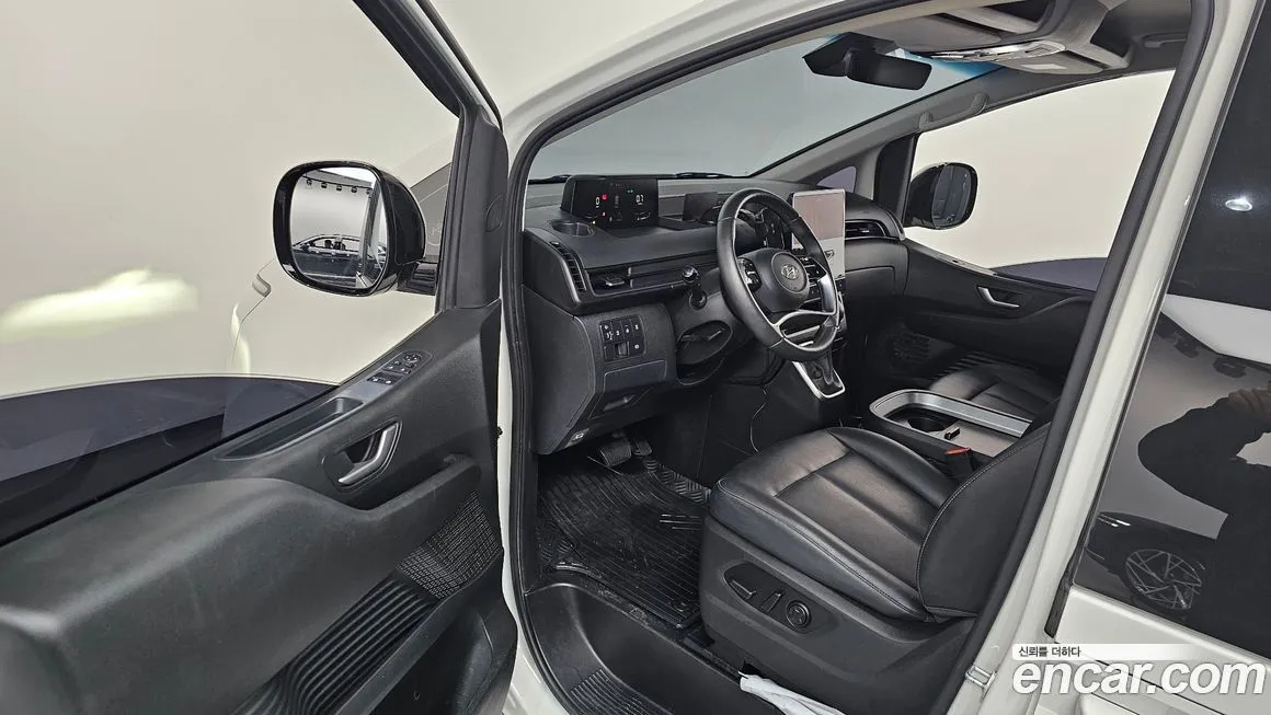 Hyundai Staria 2023 из KR, фото 4