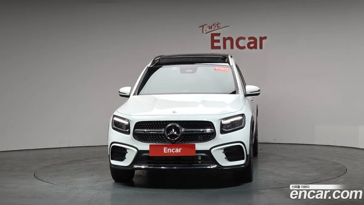 Mercedes-Benz GLB-Class — фото 2