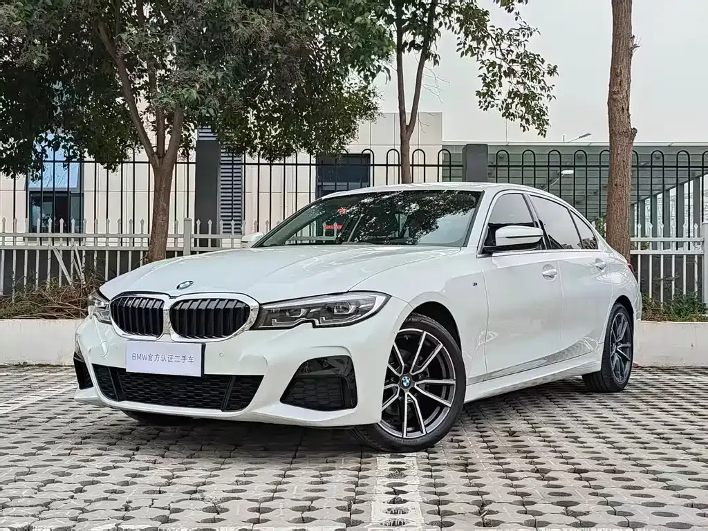 BMW 3 Series — фото 1