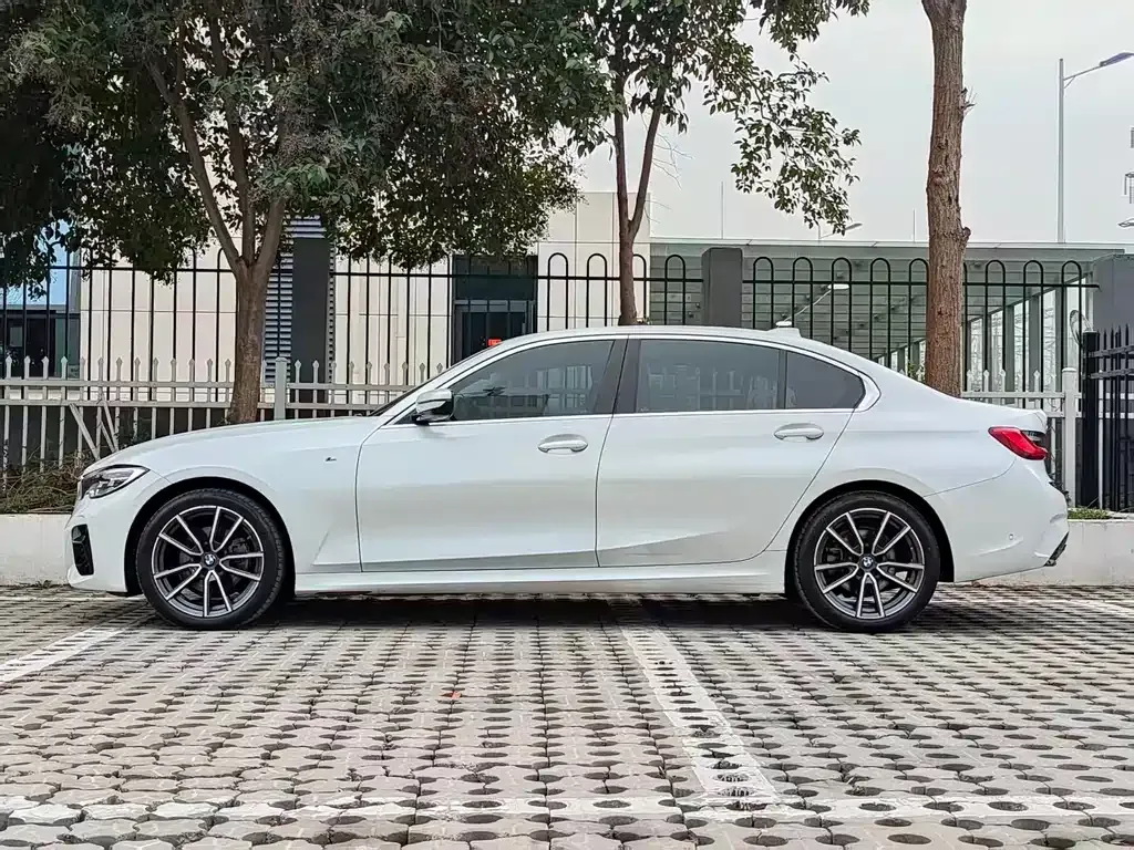 BMW 3 Series — фото 10