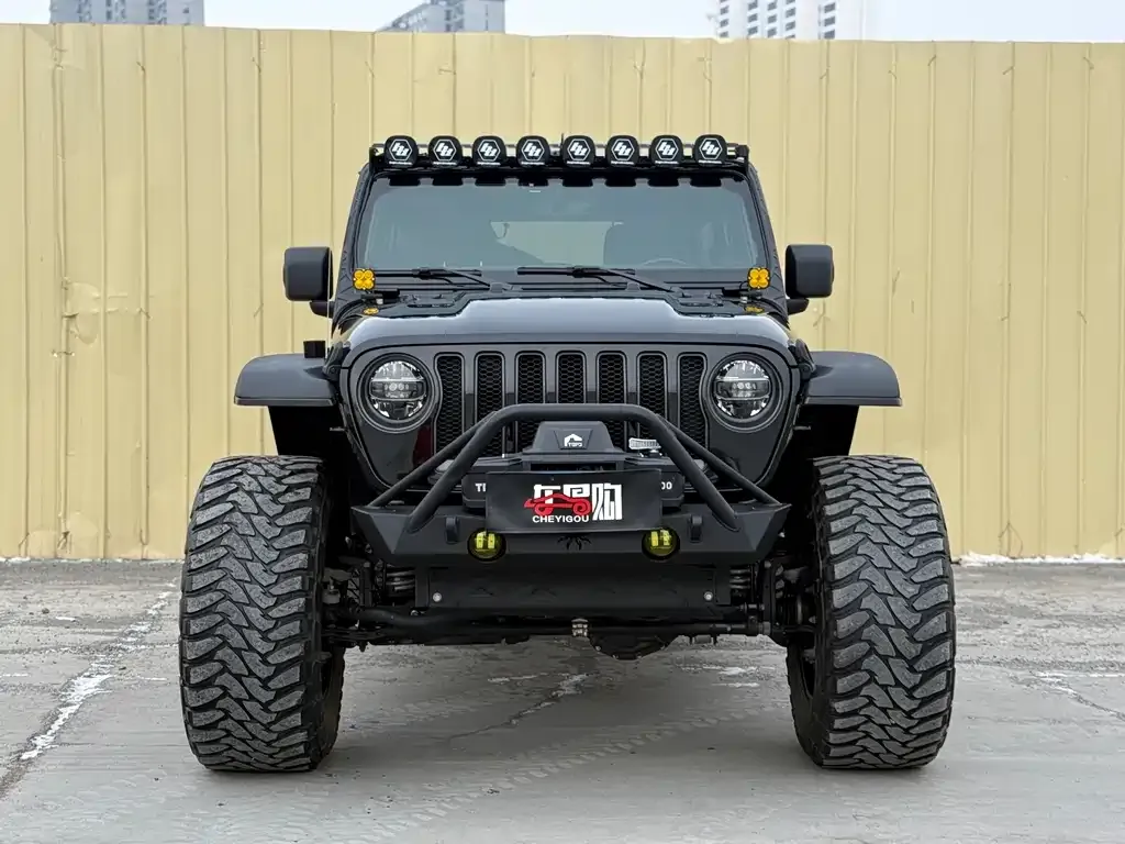 Jeep Wrangler 2022 из CN, фото 5