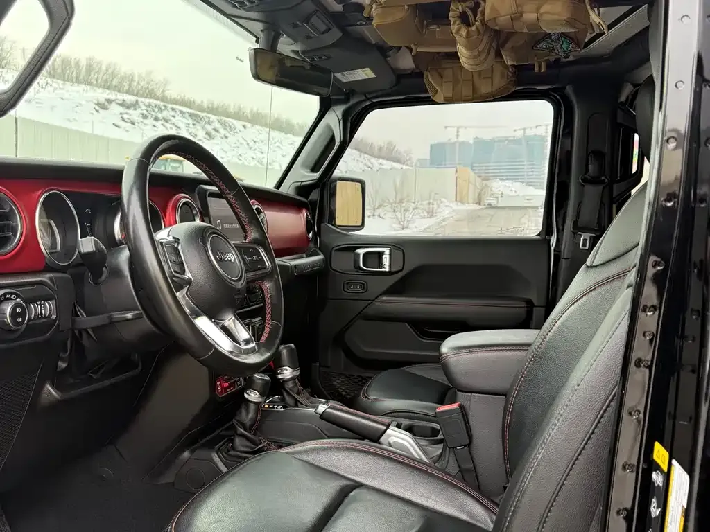 Jeep Wrangler 2022 из CN, фото 9