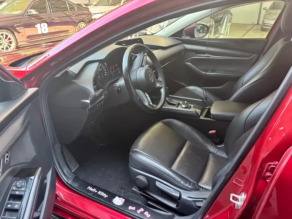 Mazda 3 Axela 2021 из CN, фото 3