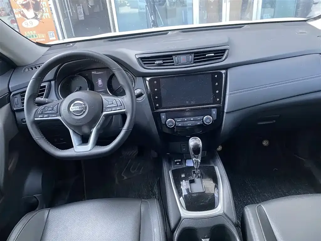 Nissan X-Trail — фото 2