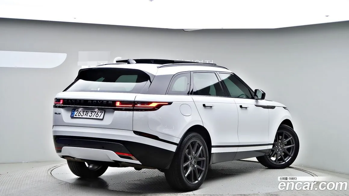 Land Rover Range Rover Velar 2025 из KR, фото 8