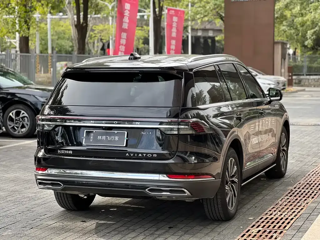 Lincoln Aviator 2025 из CN, фото 5