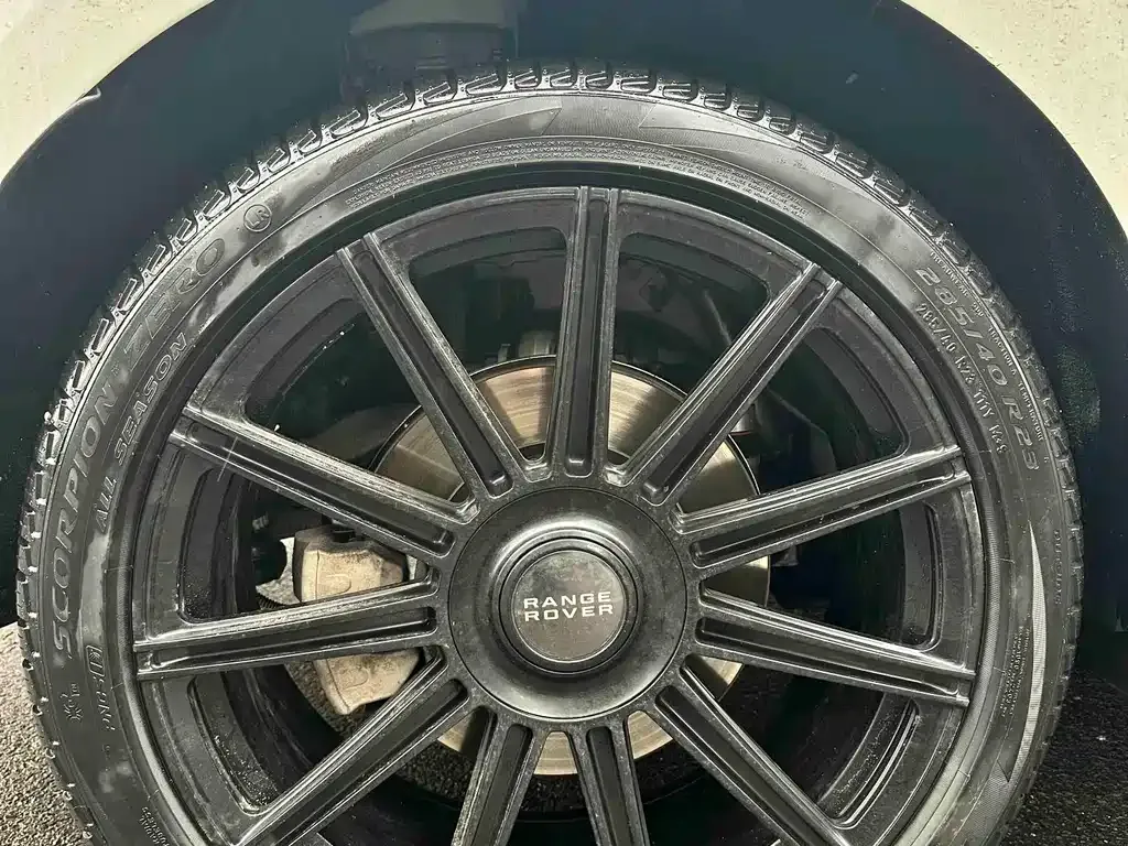 Land Rover Range Rover 2023 из CN, фото 2