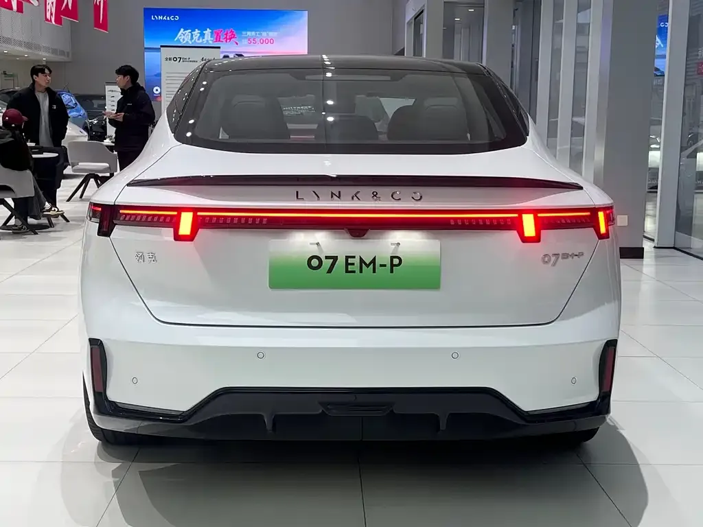 Lynk & Co 07 EM-P 2026 из CN, фото 8