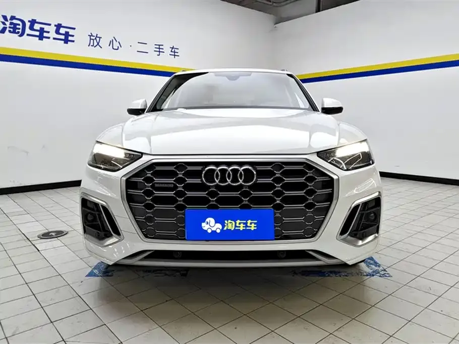 Audi Q5L 2021 из CN, фото 5
