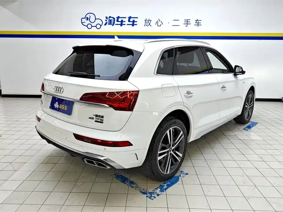 Audi Q5L 2021 из CN, фото 7