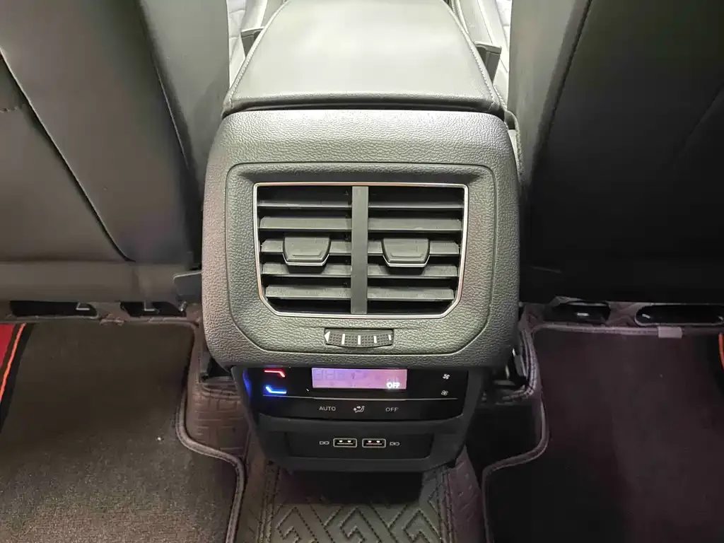 Volkswagen Tayron 2023 из CN, фото 5