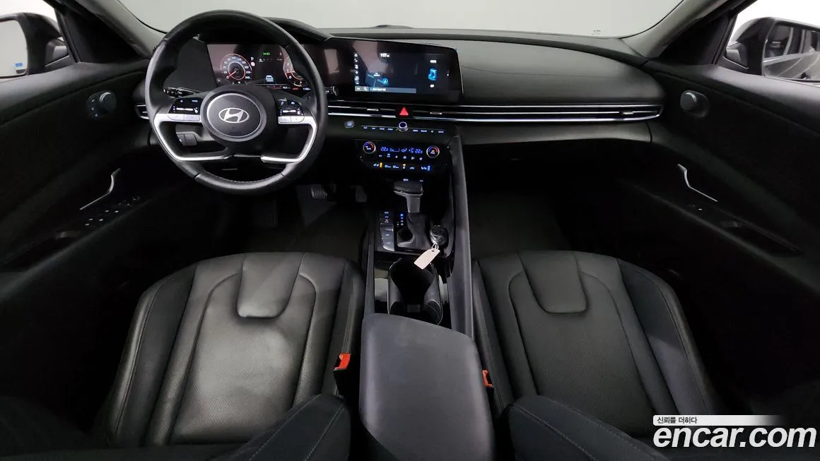 Hyundai AVANTE — фото 4