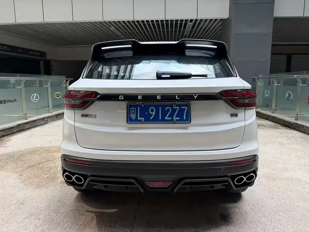 Geely Binyue — фото 10