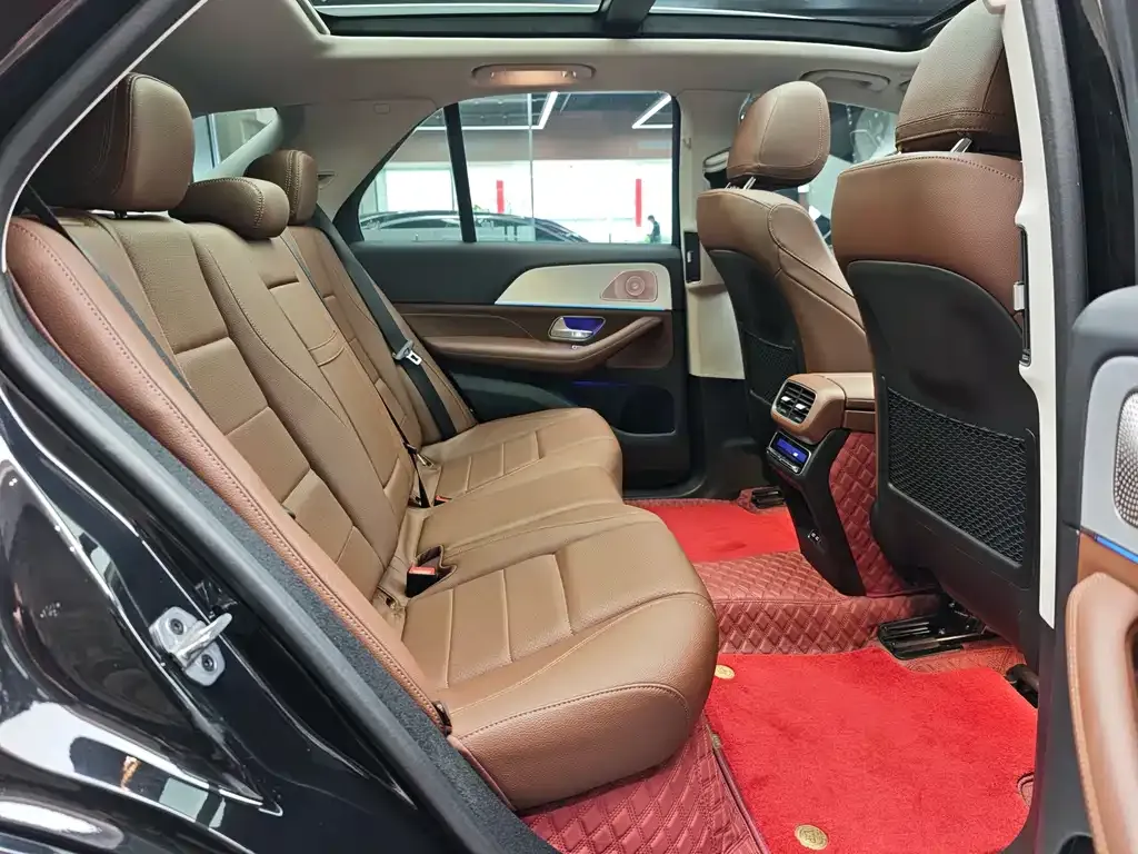 Mercedes-Benz GLE — фото 9