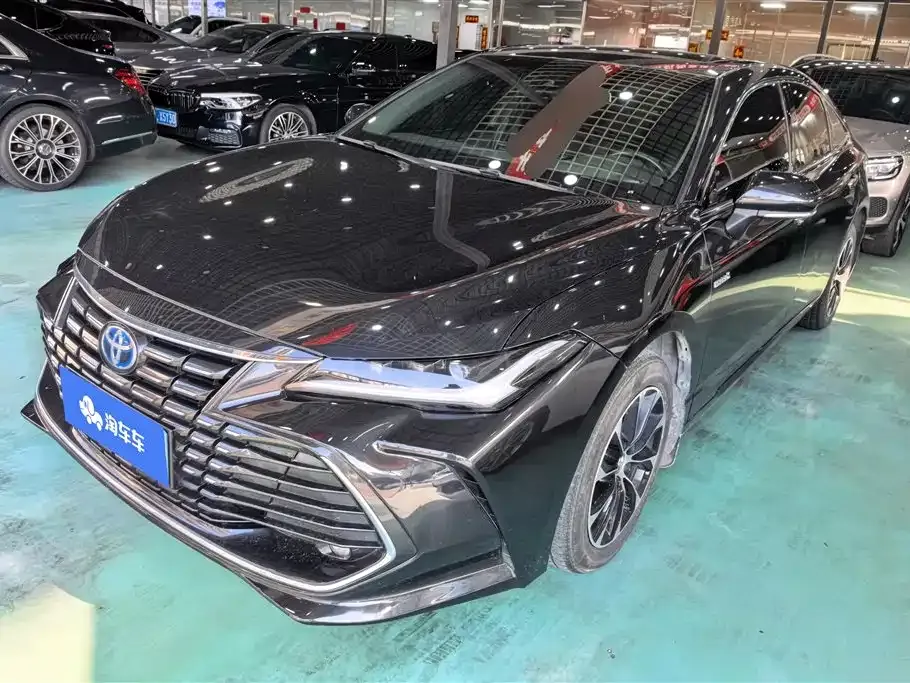 Toyota Avalon 2022 из CN, фото 1