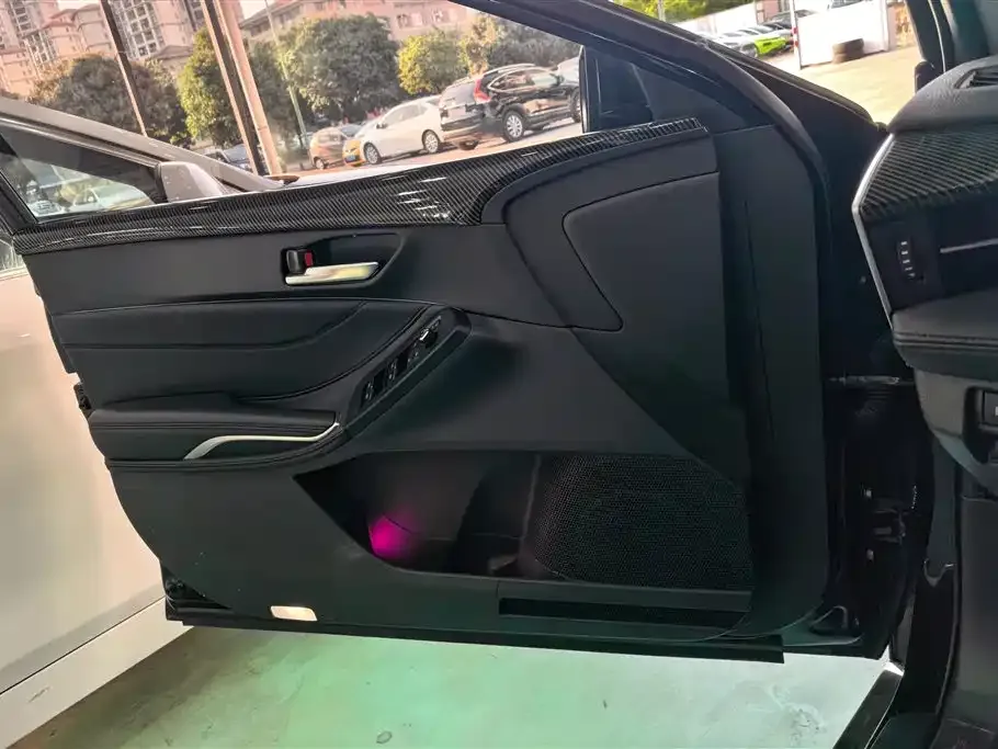 Toyota Avalon 2022 из CN, фото 7