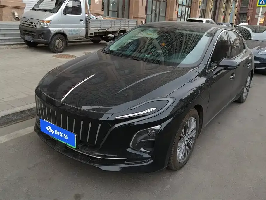 Hongqi E-QM5 2023 из CN, фото 1