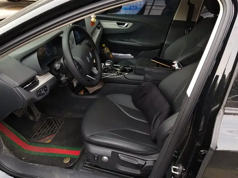 Hongqi E-QM5 2023 из CN, фото 8