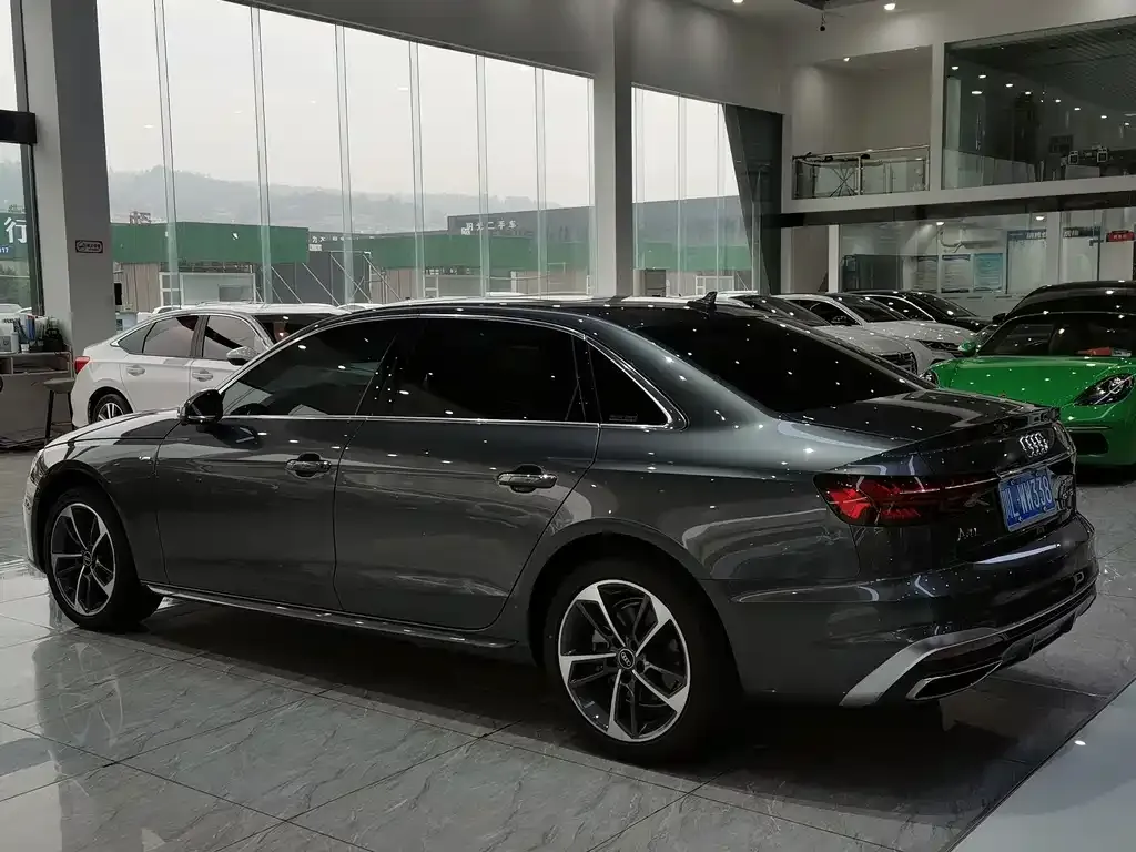 Audi A4L 2025 из CN, фото 4