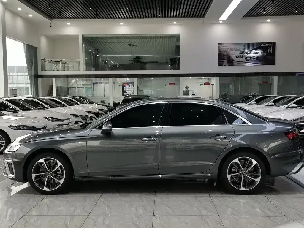 Audi A4L 2025 из CN, фото 7