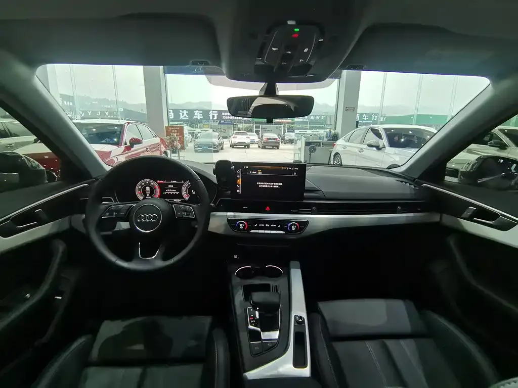Audi A4L 2025 из CN, фото 8
