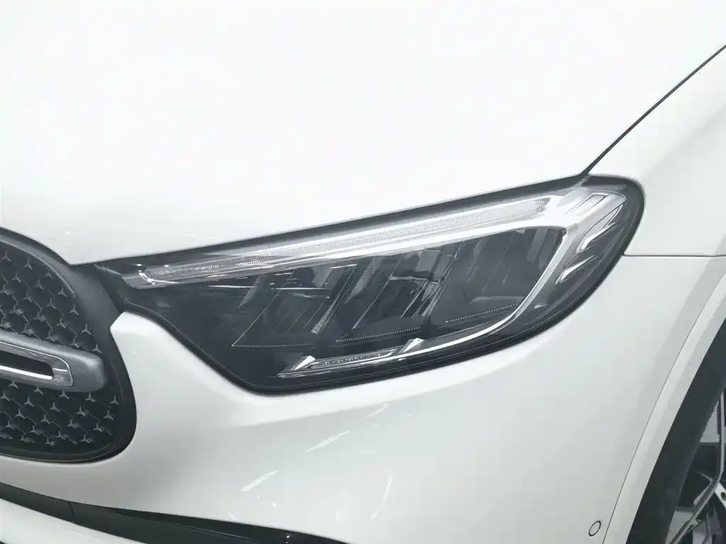 Mercedes-Benz GLC 2023 из CN, фото 3