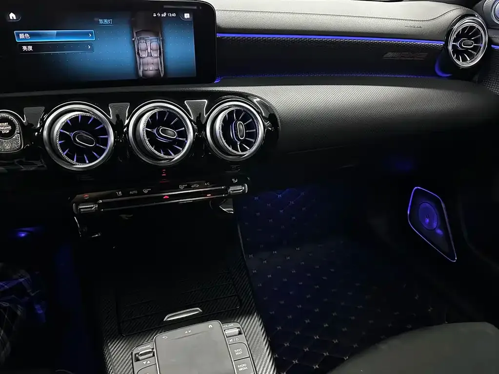 Mercedes-Benz A-Class 2023 из CN, фото 6