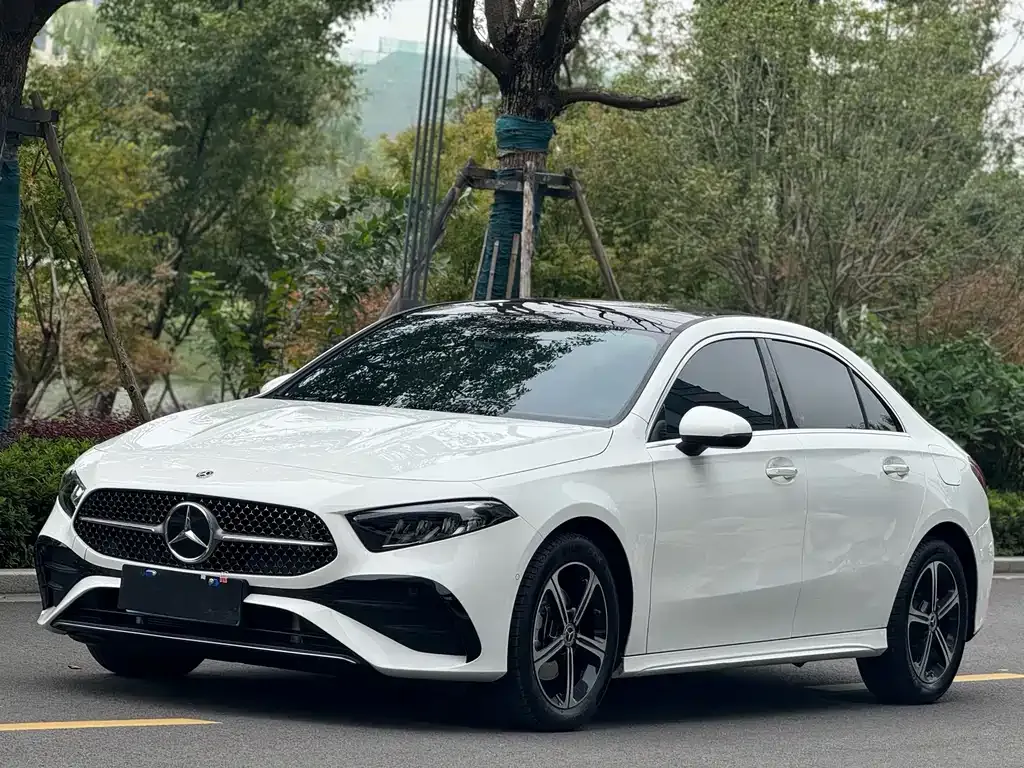 Mercedes-Benz A-Class — фото 1