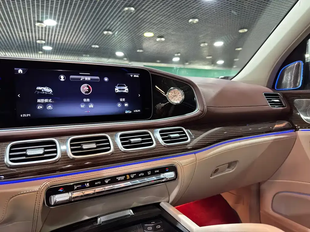 Mercedes-Benz GLS 2024 из CN, фото 9