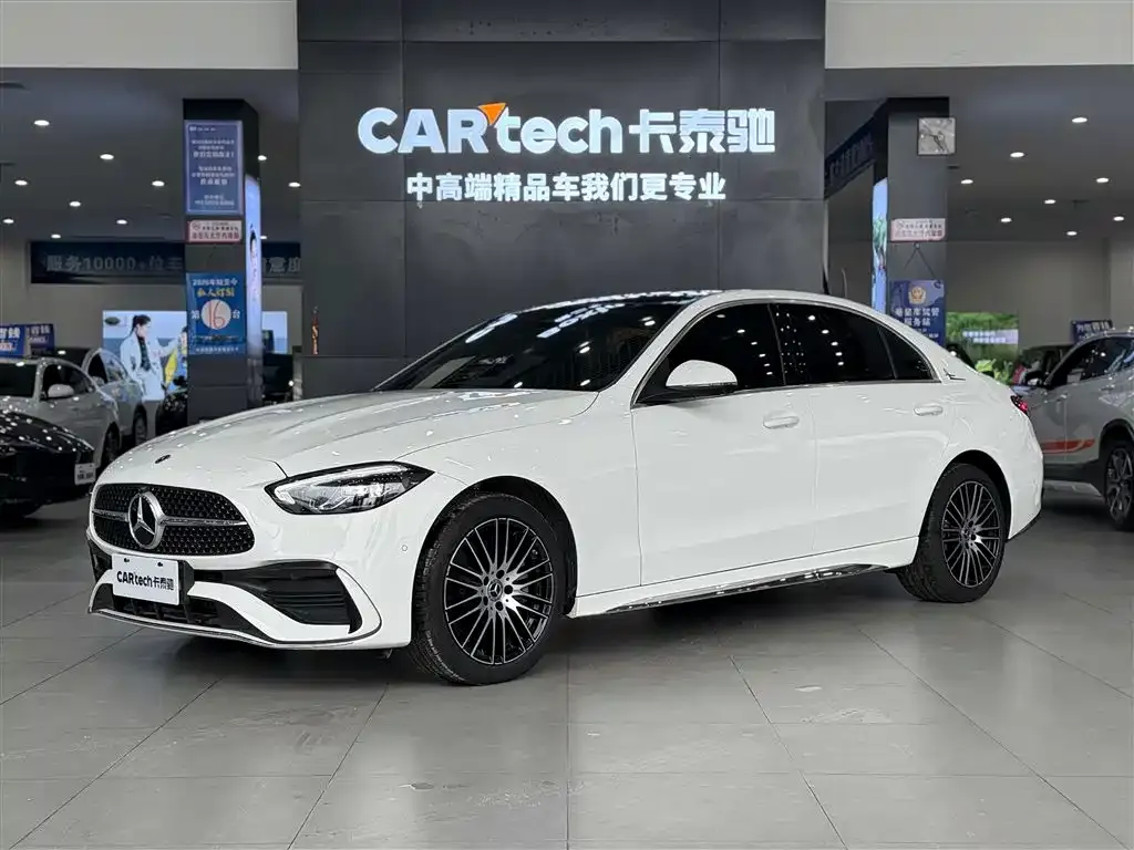 Mercedes-Benz C-Class — фото 1