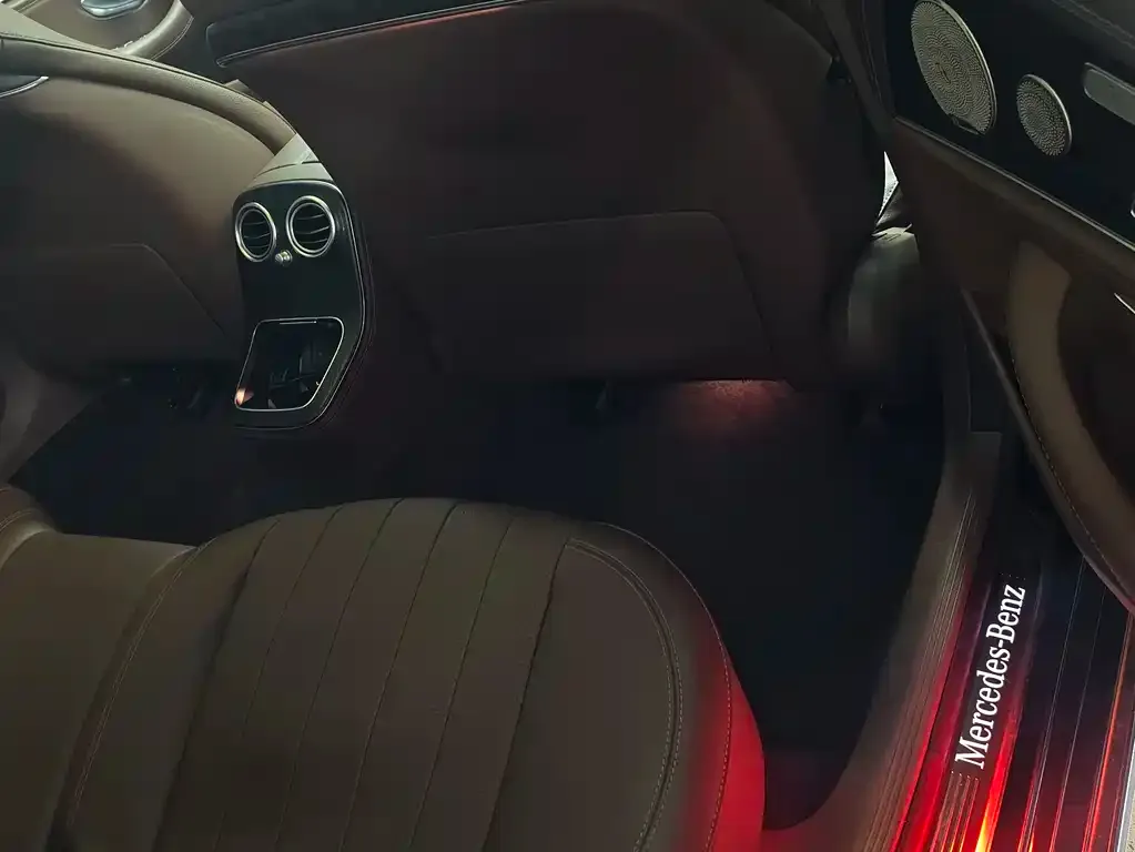 Mercedes-Benz E-Class 2022 из CN, фото 3