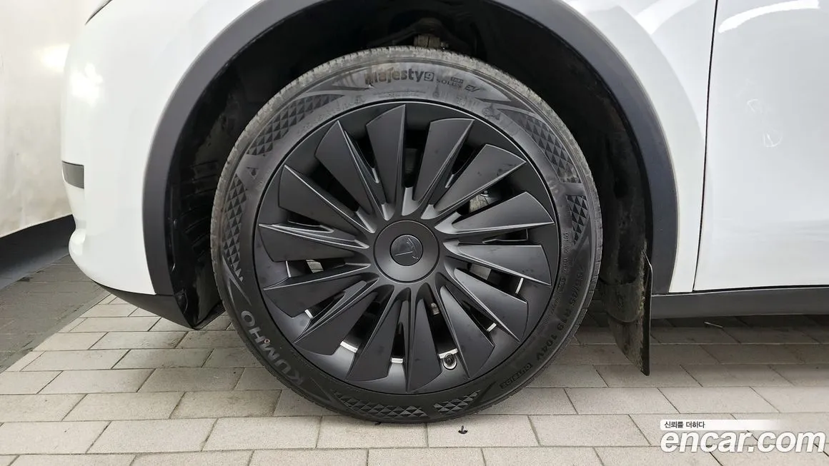 Tesla Model Y 2024 из KR, фото 9