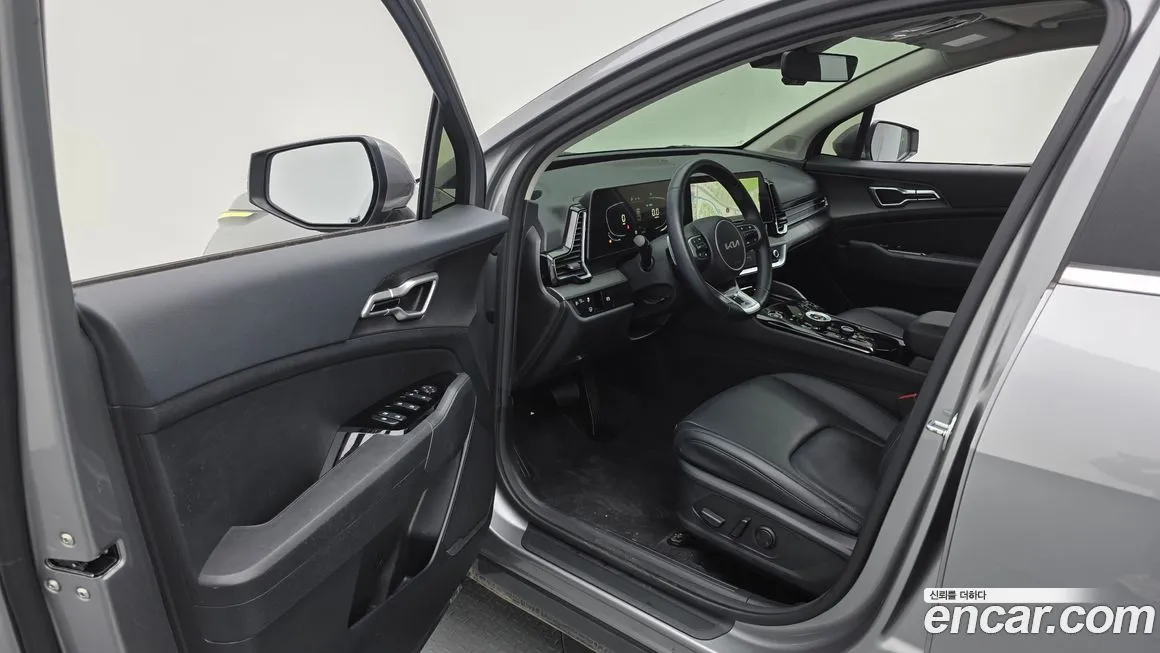 Kia Sportage — фото 10