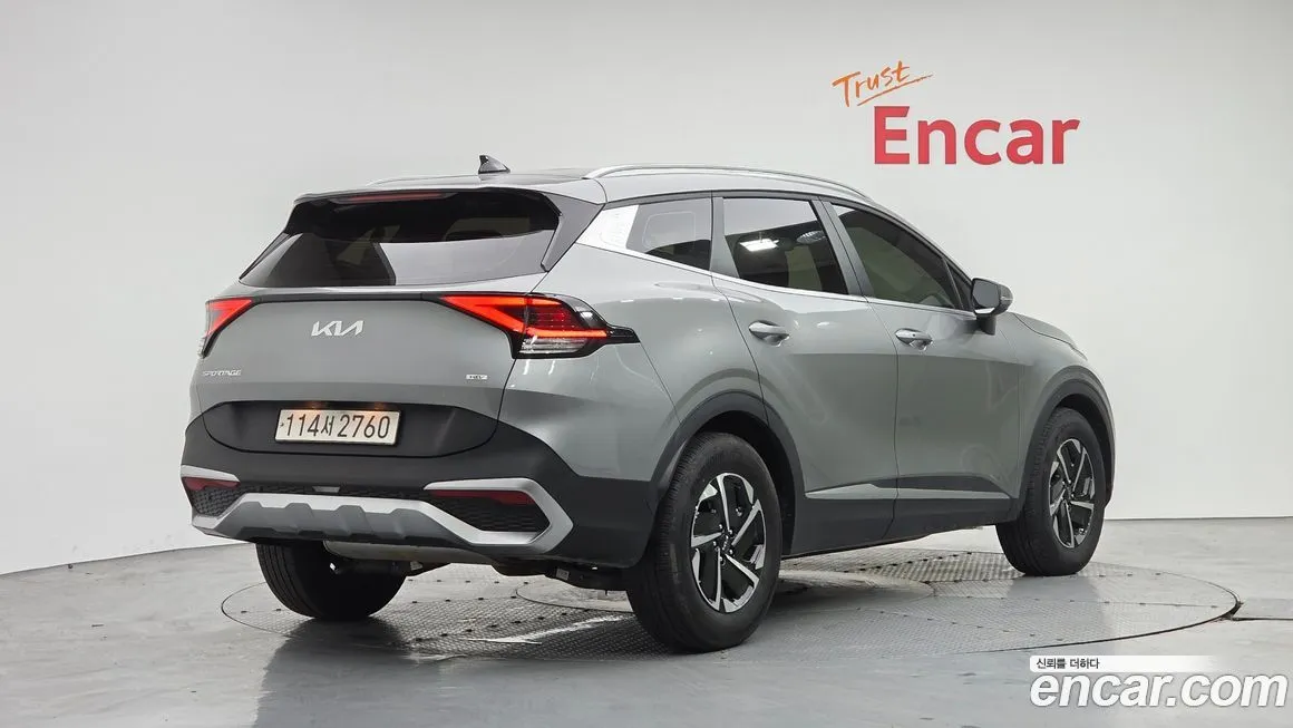 Kia Sportage — фото 9