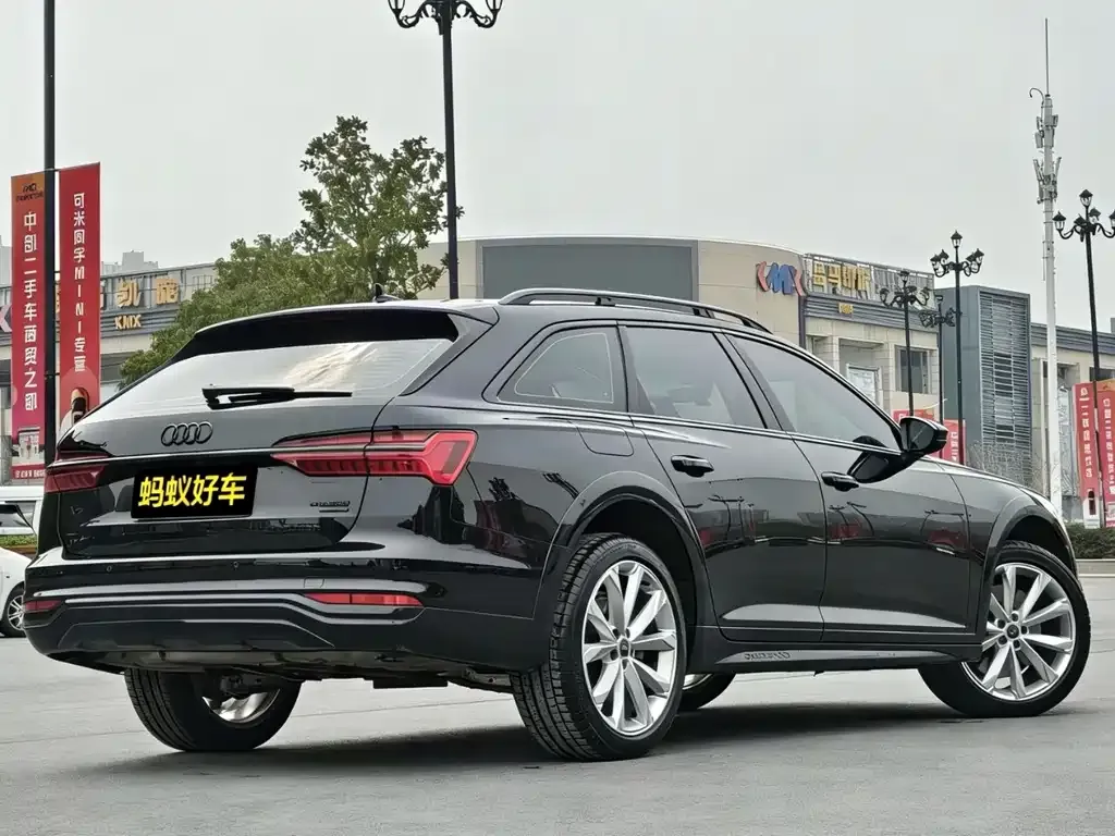 Audi A6 (Import) 2023 из CN, фото 3