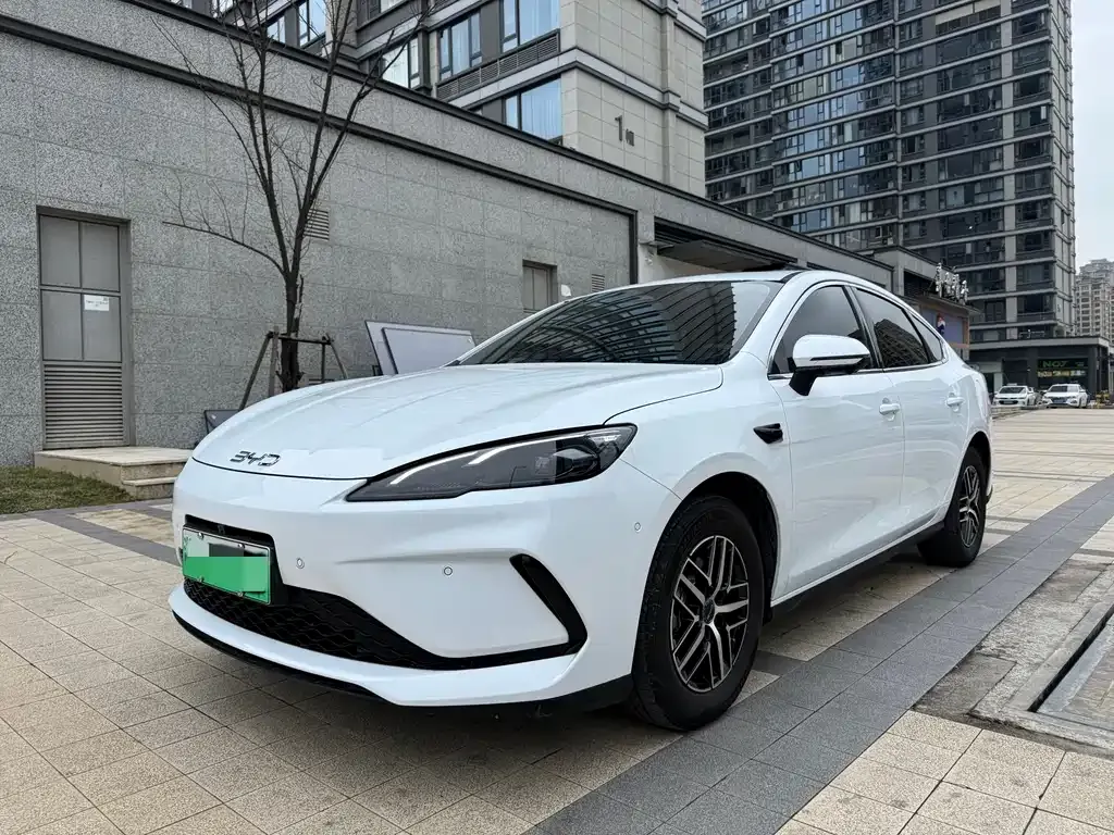 BYD Seal 05 DM-i 2025 из CN, фото 1