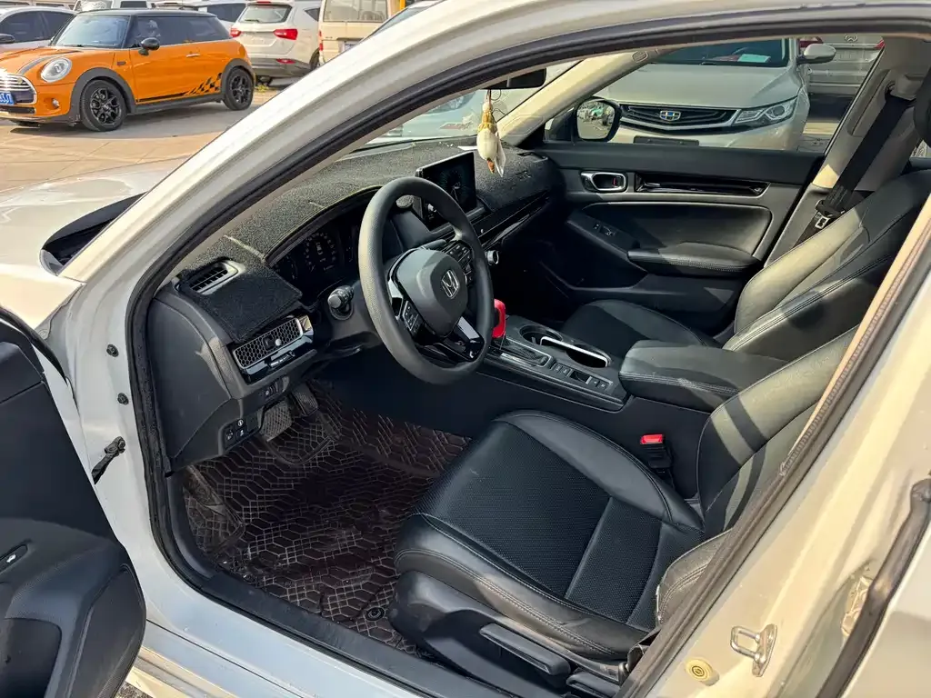 Honda Civic — фото 5