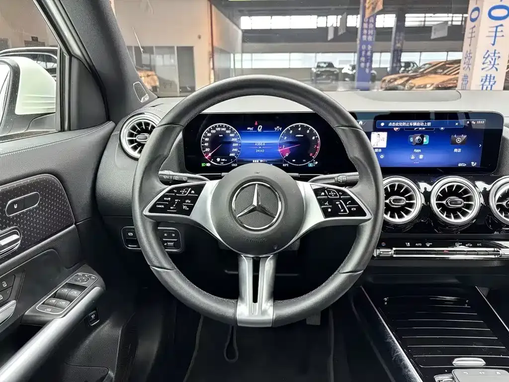 Mercedes-Benz GLA 2024 из CN, фото 8
