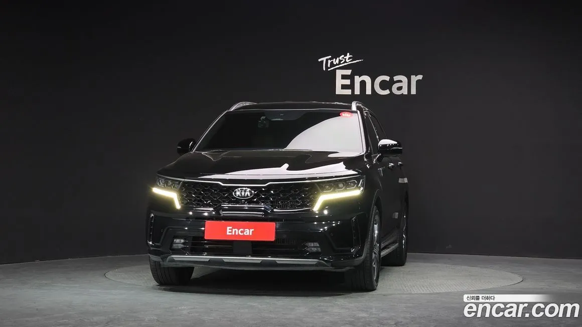Kia Sorento — фото 8