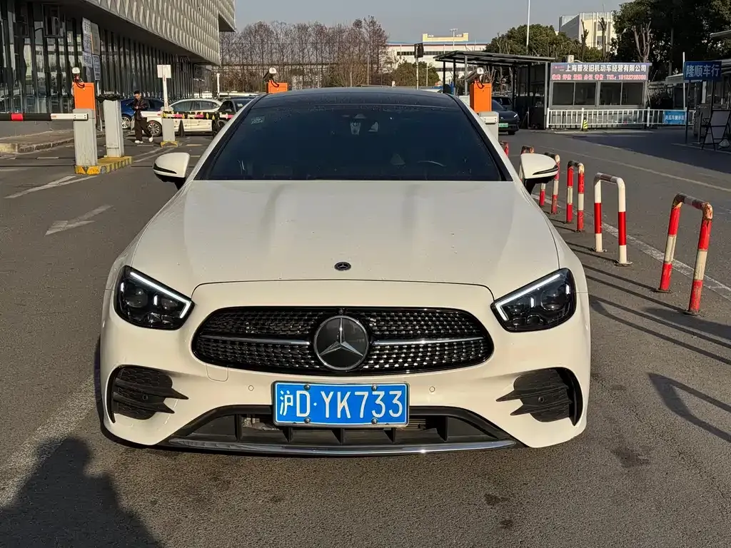 Mercedes-Benz E-Class (Import) — фото 9