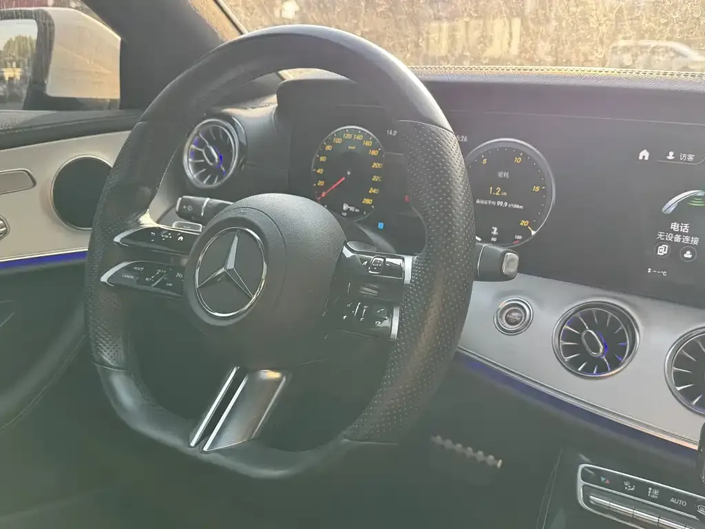 Mercedes-Benz E-Class (Import) — фото 4