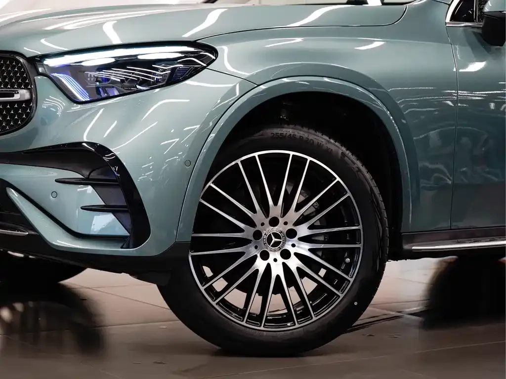 Mercedes-Benz GLC — фото 7