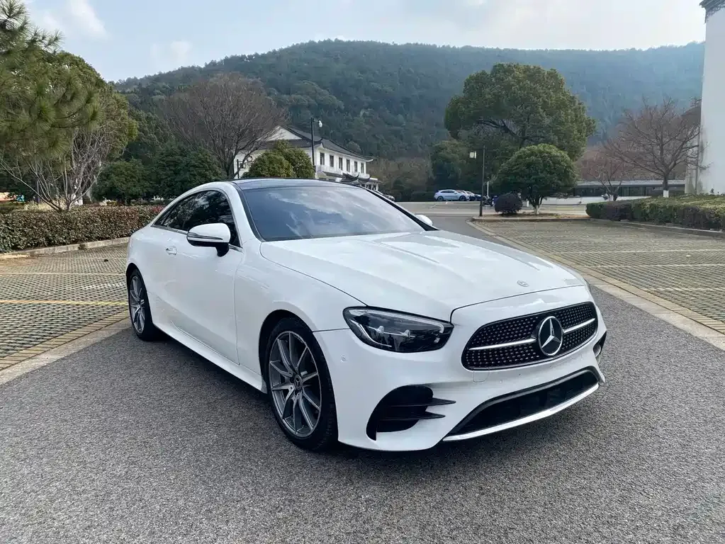 Mercedes-Benz E-Class (Import) — фото 8