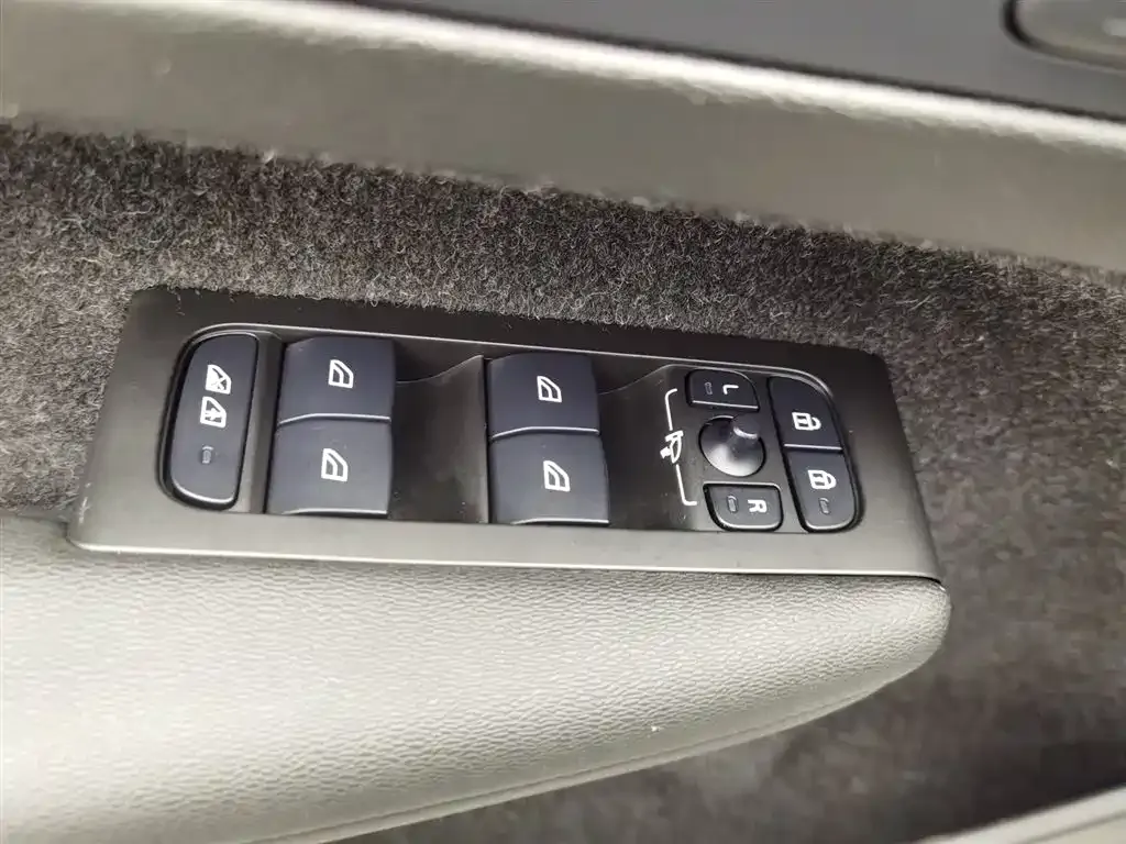 Volvo XC40 2021 из CN, фото 10