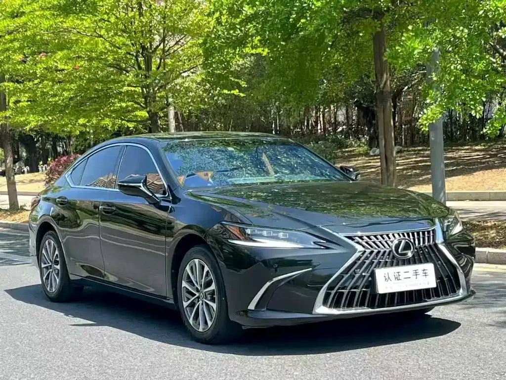 Lexus ES — фото 3