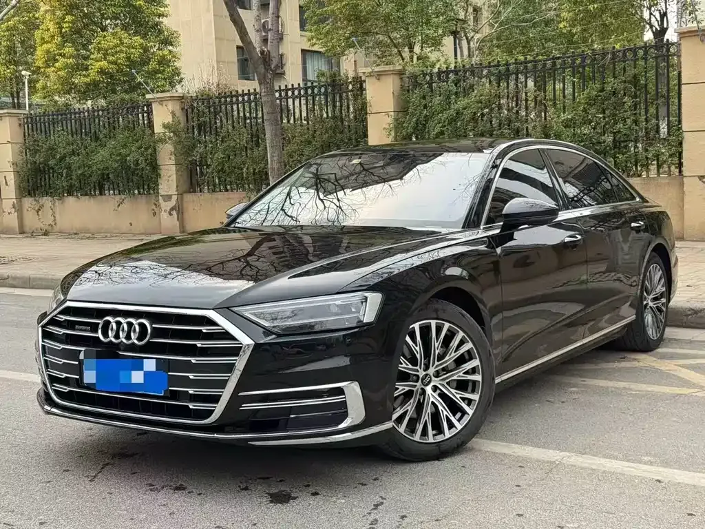 Audi A8 2021 из CN, фото 1