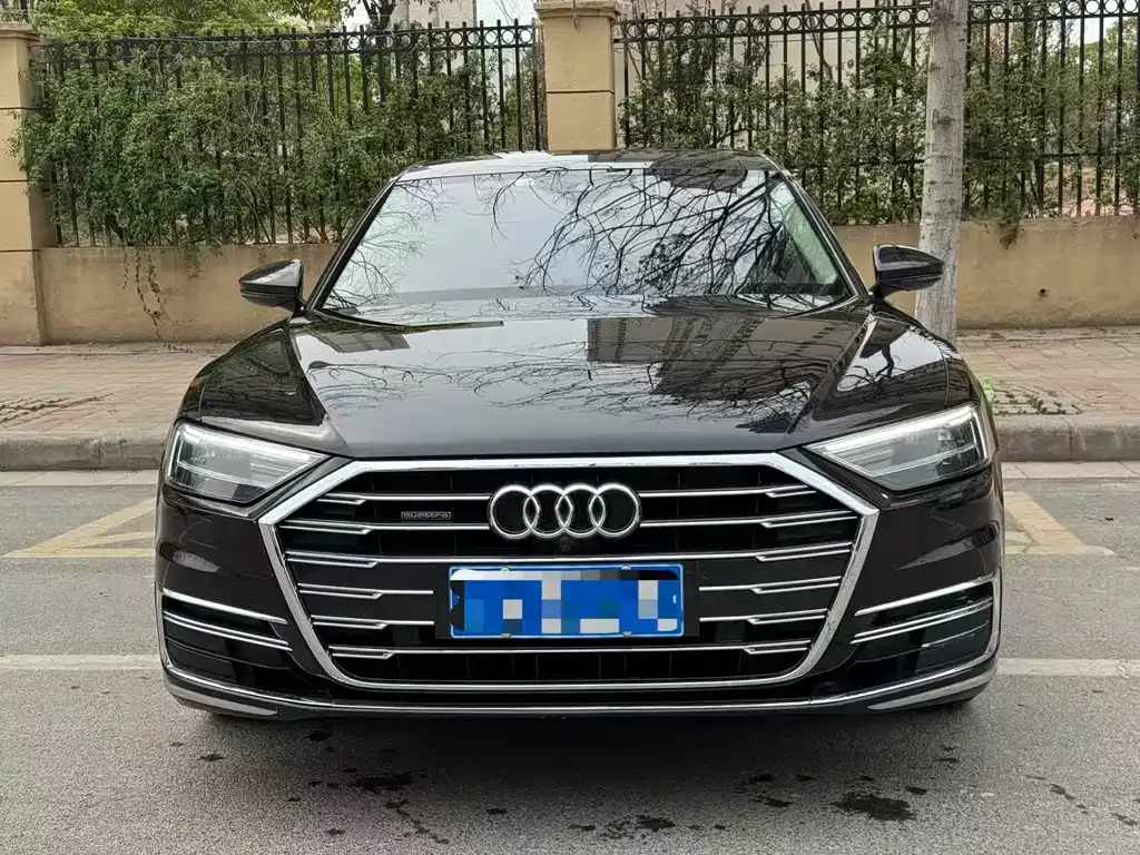 Audi A8 2021 из CN, фото 6