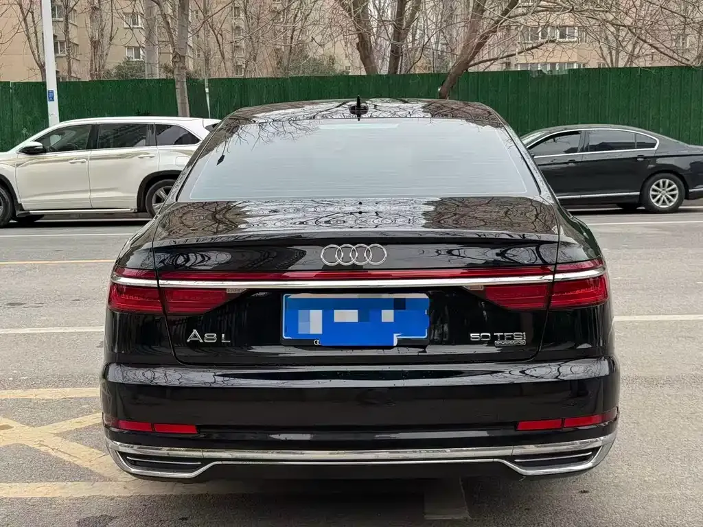 Audi A8 2021 из CN, фото 5